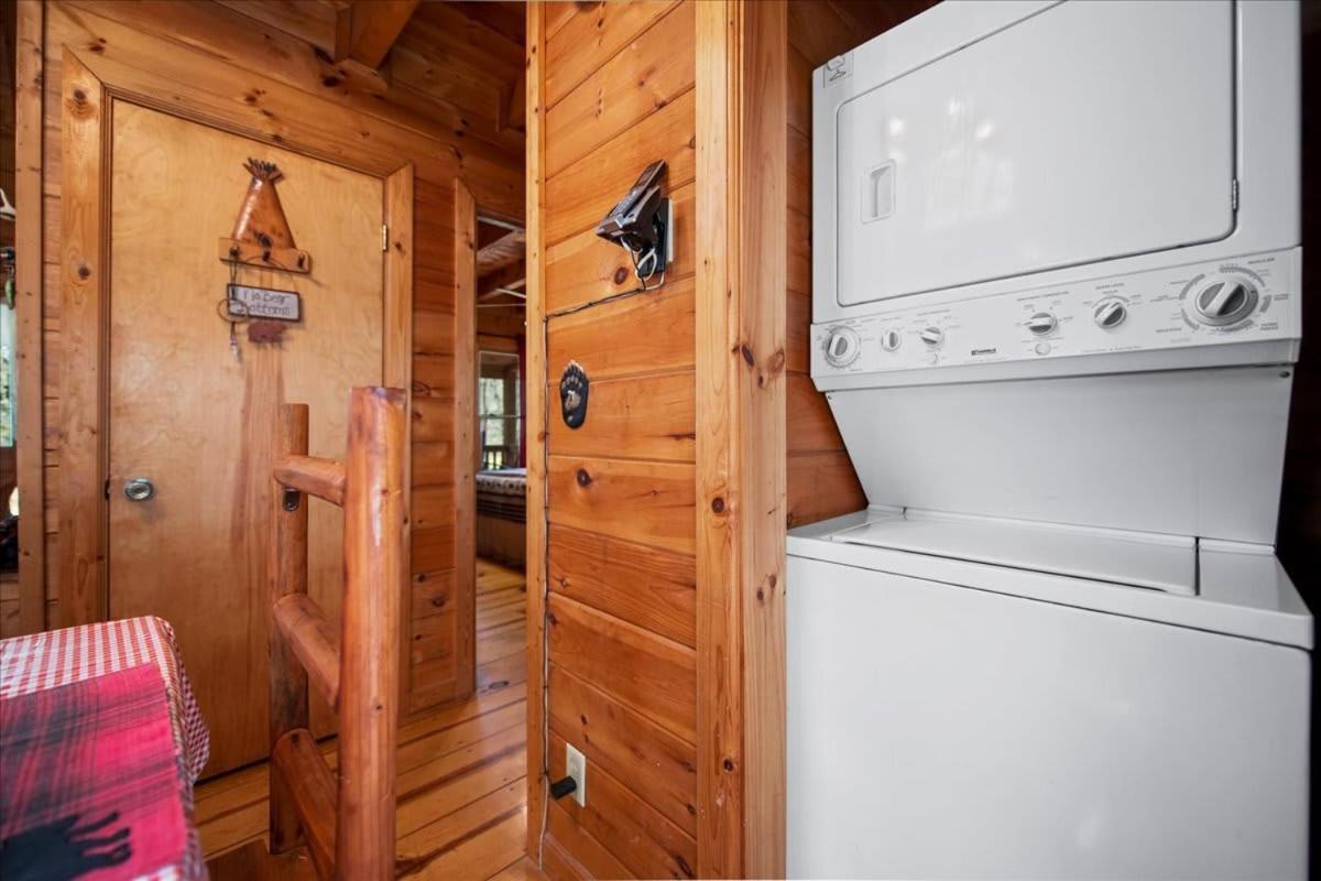 הוילה אלייז'ה Cozy Cabin Beside Briar Creek, Fire Pit, Wifi מראה חיצוני תמונה